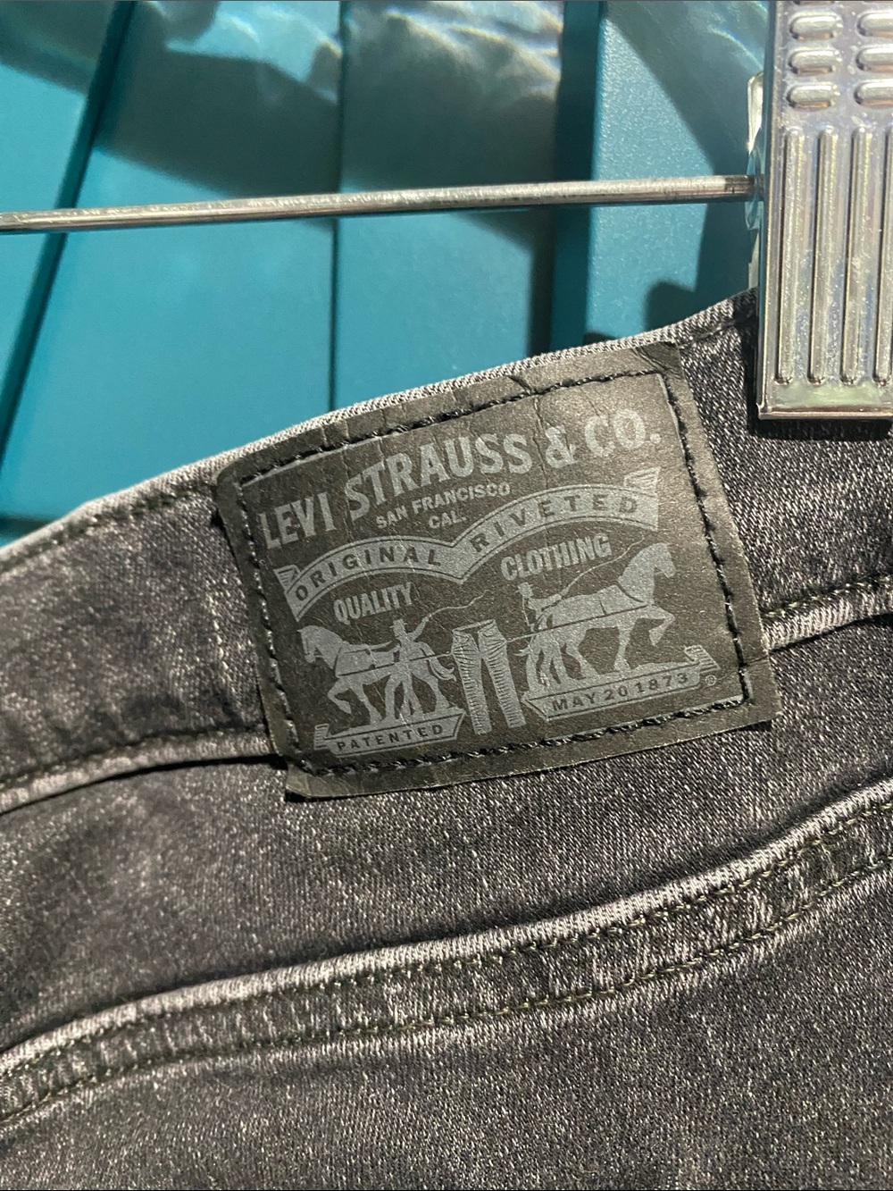 Levi’s 311 Black-Washed Straight-Leg Jeans 18W - Picture 5 of 9